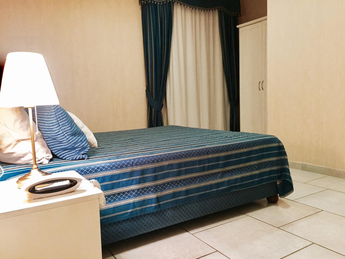 La Fontanina Hotel จูกลิอาโน อิน คัมปาเนีย ภายนอก รูปภาพ